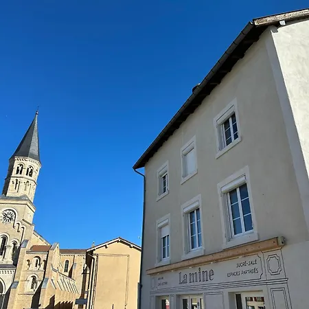 La Maison Du Village Romaneche-Thorins Exterior photo
