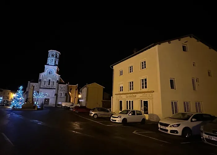 La Maison Du Village